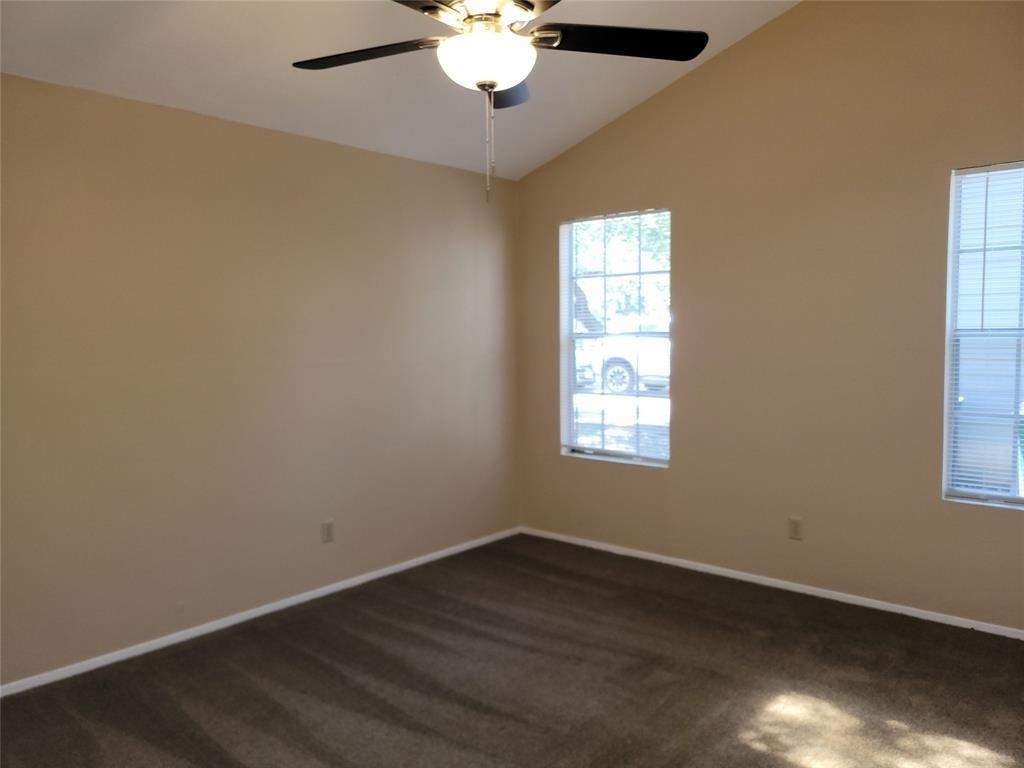 8802 Piney Point Dr - Photo 1