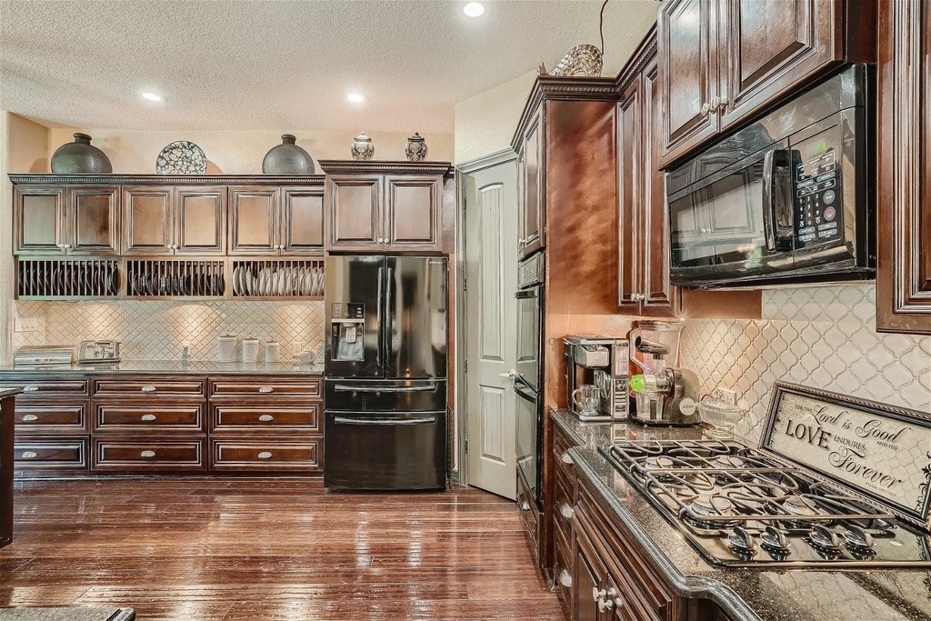 15207 Nightingale Ln - Photo 9