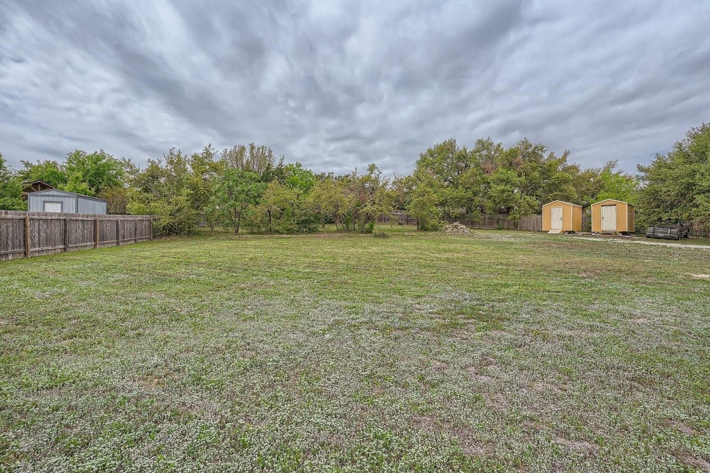 15207 Nightingale Ln - Photo 24
