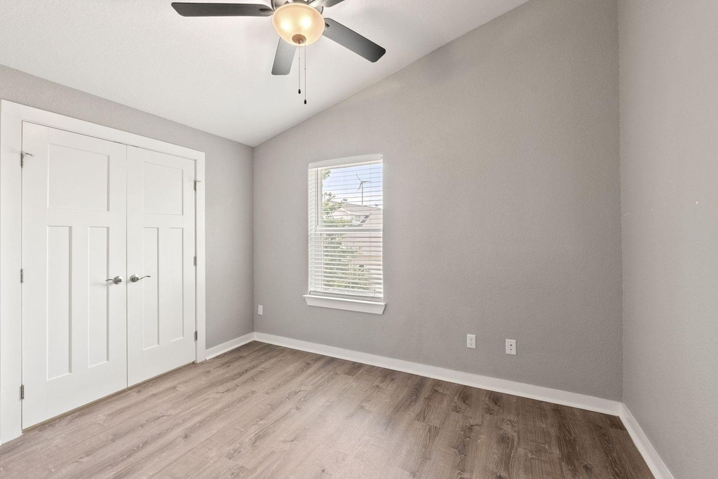 20 Tate Ln - Photo 5