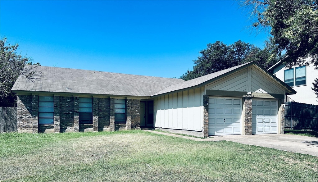 12504 Tree Line Dr - Photo 0