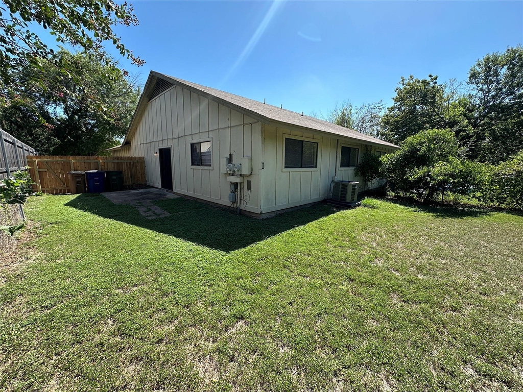 12504 Tree Line Dr - Photo 1
