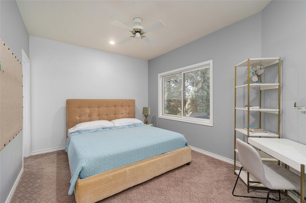 2102 Paisano Rd - Photo 16