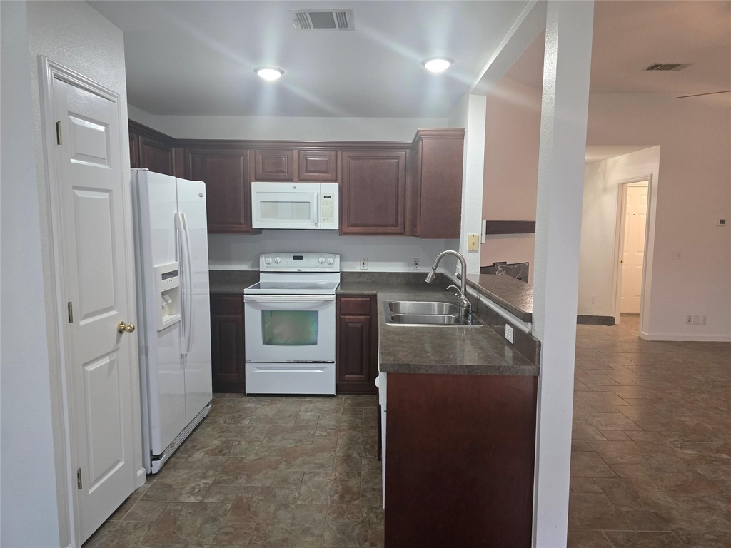 103 Hummingbird Ct - Photo 4