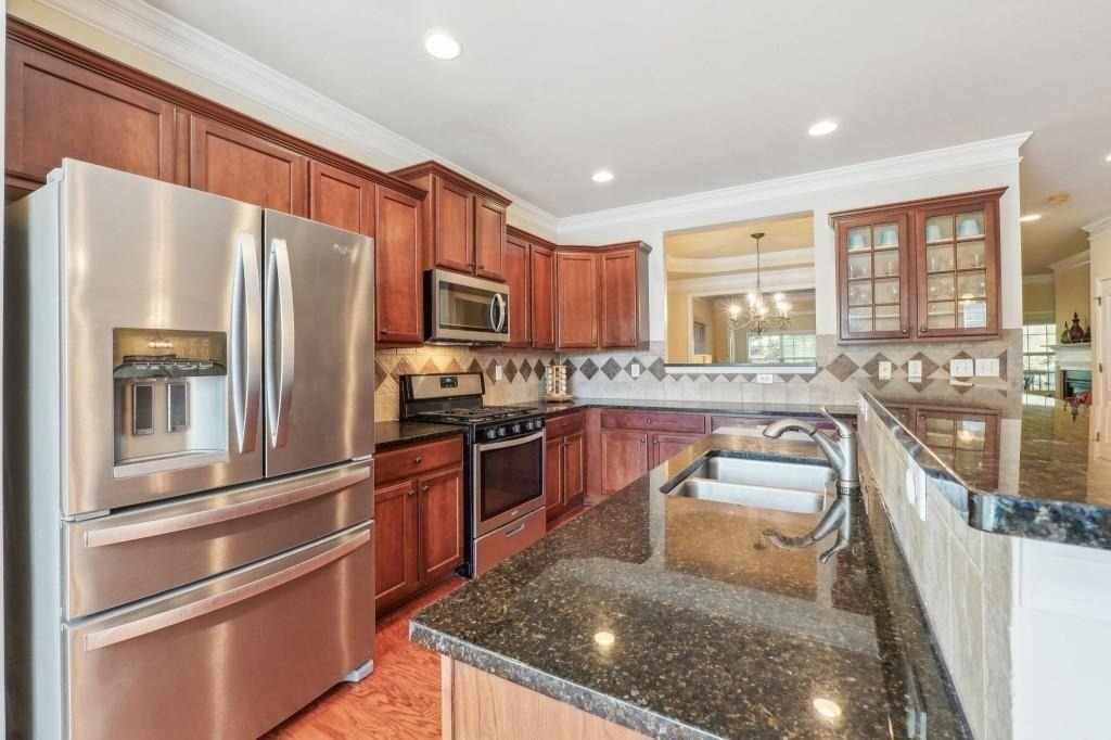 3808 Fairhill Point - Photo 8