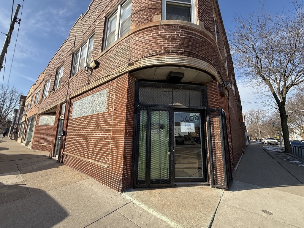 2602 W 47th Street - Photo 0