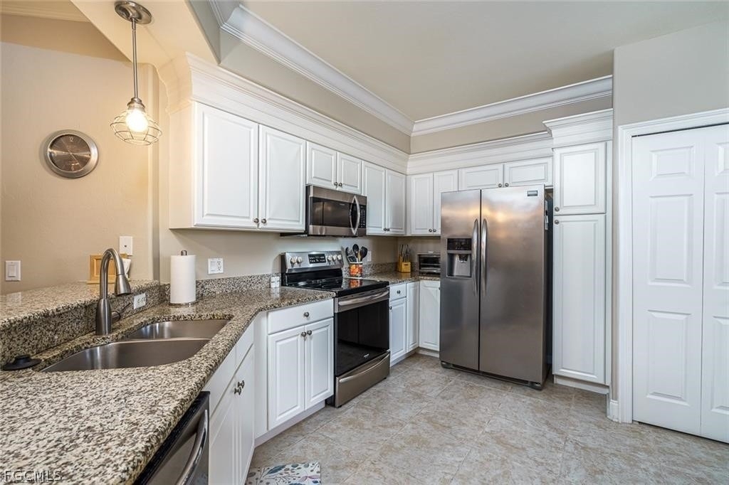 9667 Hemingway Lane - Photo 7