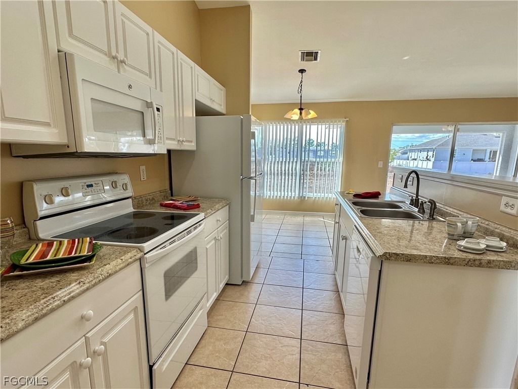 2015 Xelda Avenue N - Photo 6