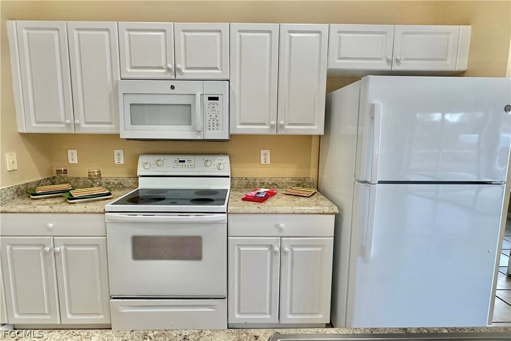 2015 Xelda Avenue N - Photo 10