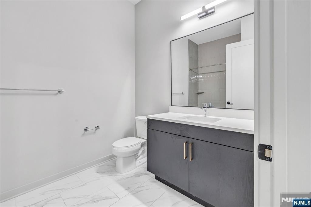 51 Okner - Photo 13