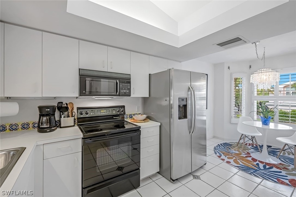 433 2nd Street S - Photo 16