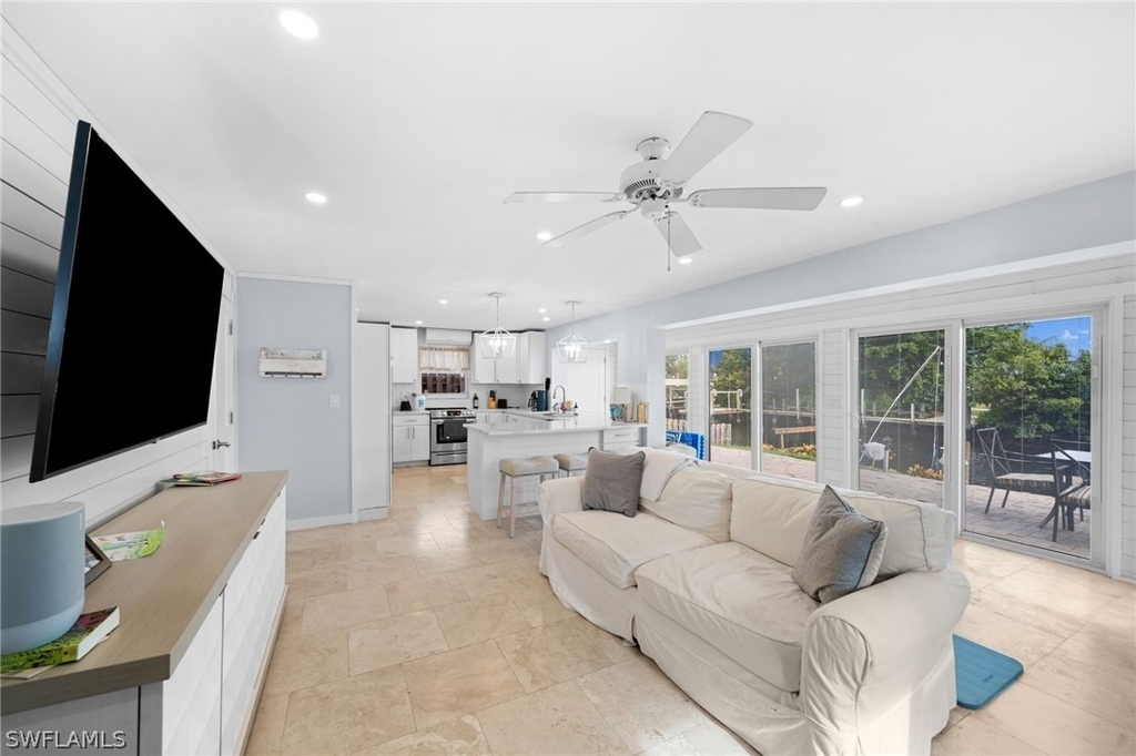 1360 Chesapeake Avenue - Photo 10