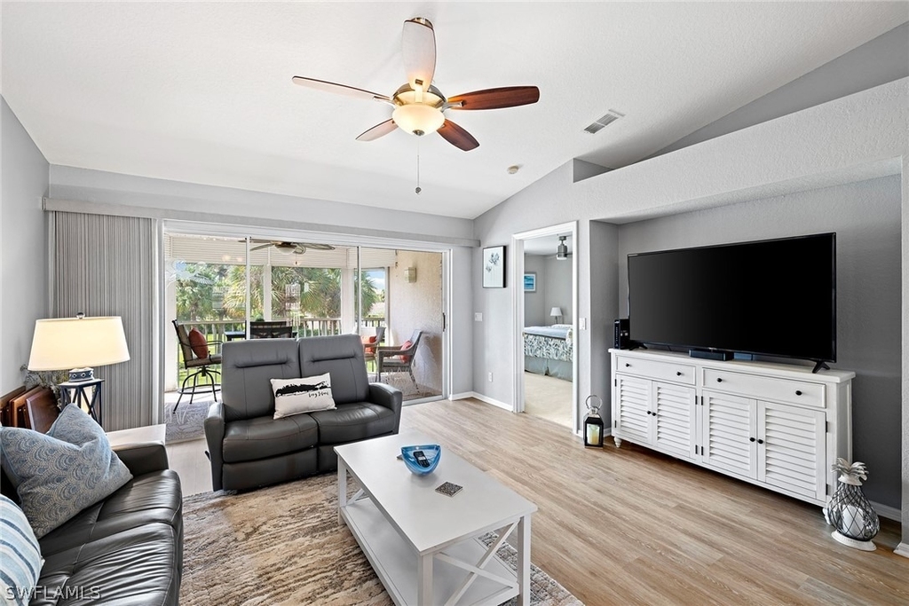 9022 Michael Circle - Photo 8