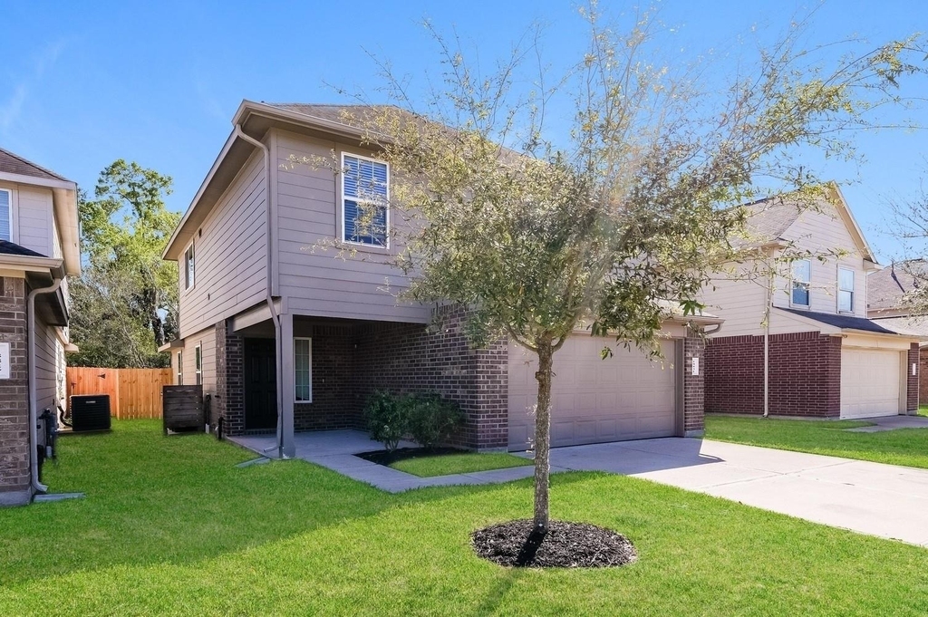 18831 Treviso Terrace - Photo 1