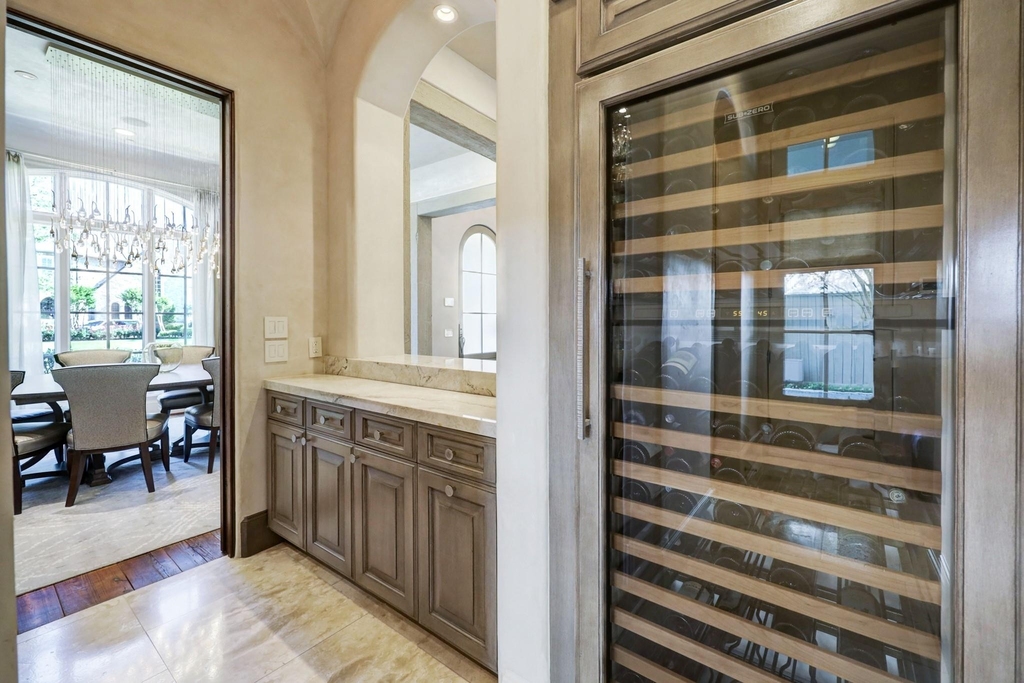 5610 Lynbrook Drive - Photo 11