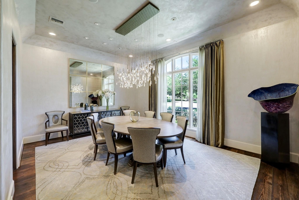 5610 Lynbrook Drive - Photo 3