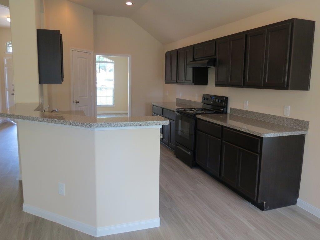 250 Fantasy Lane - Photo 2