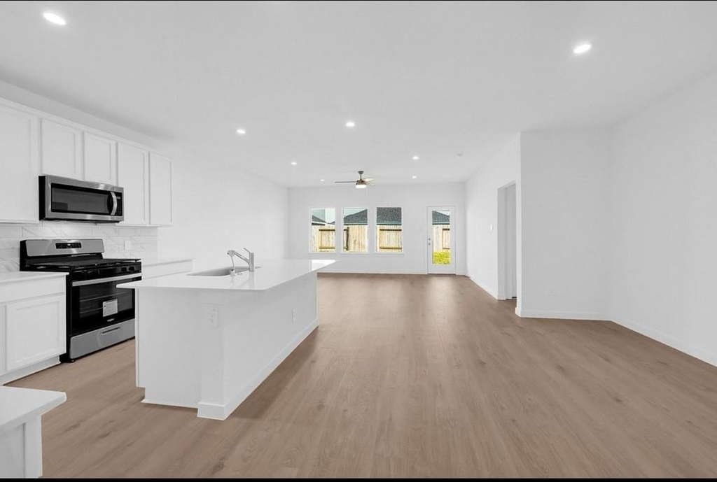 31827 Kellan Grove Court - Photo 3