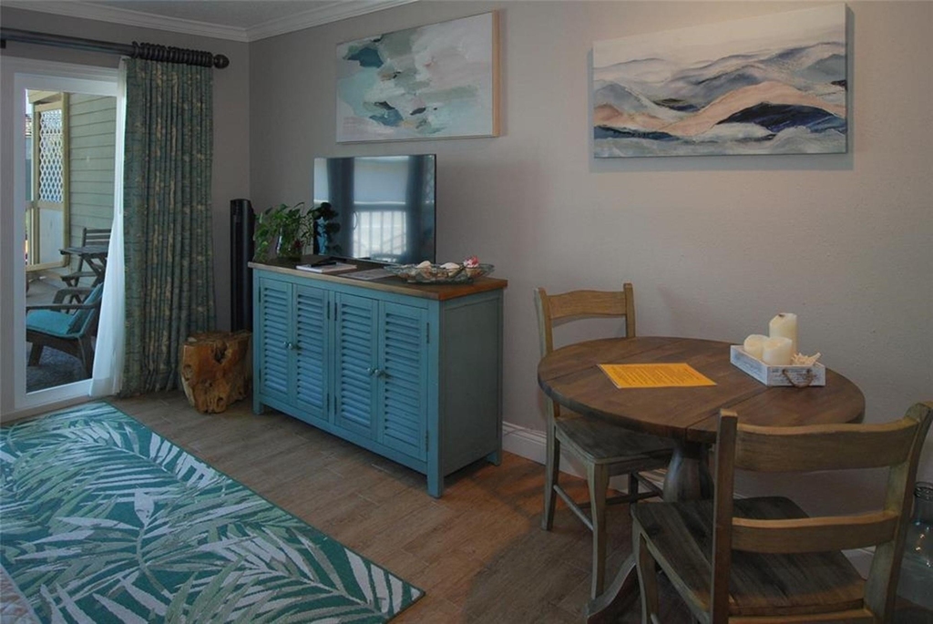 6300 Seawall Boulevard - Photo 5