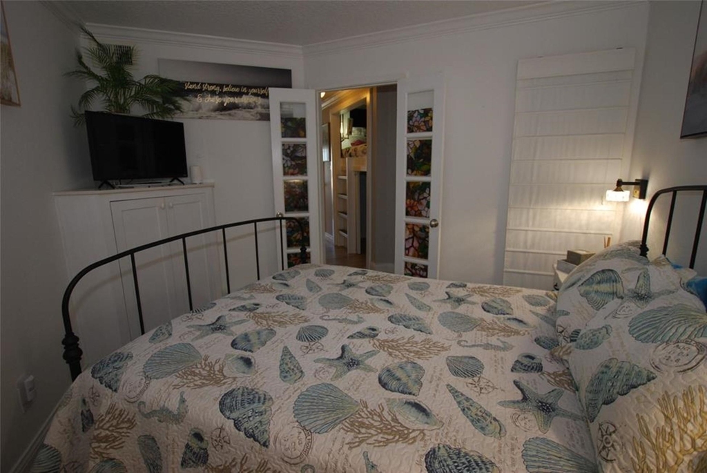 6300 Seawall Boulevard - Photo 11