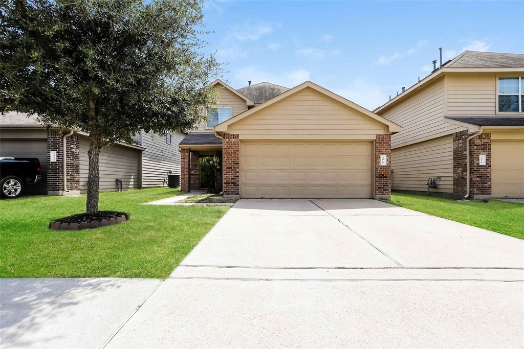 5818 Long Arbor Lane - Photo 0