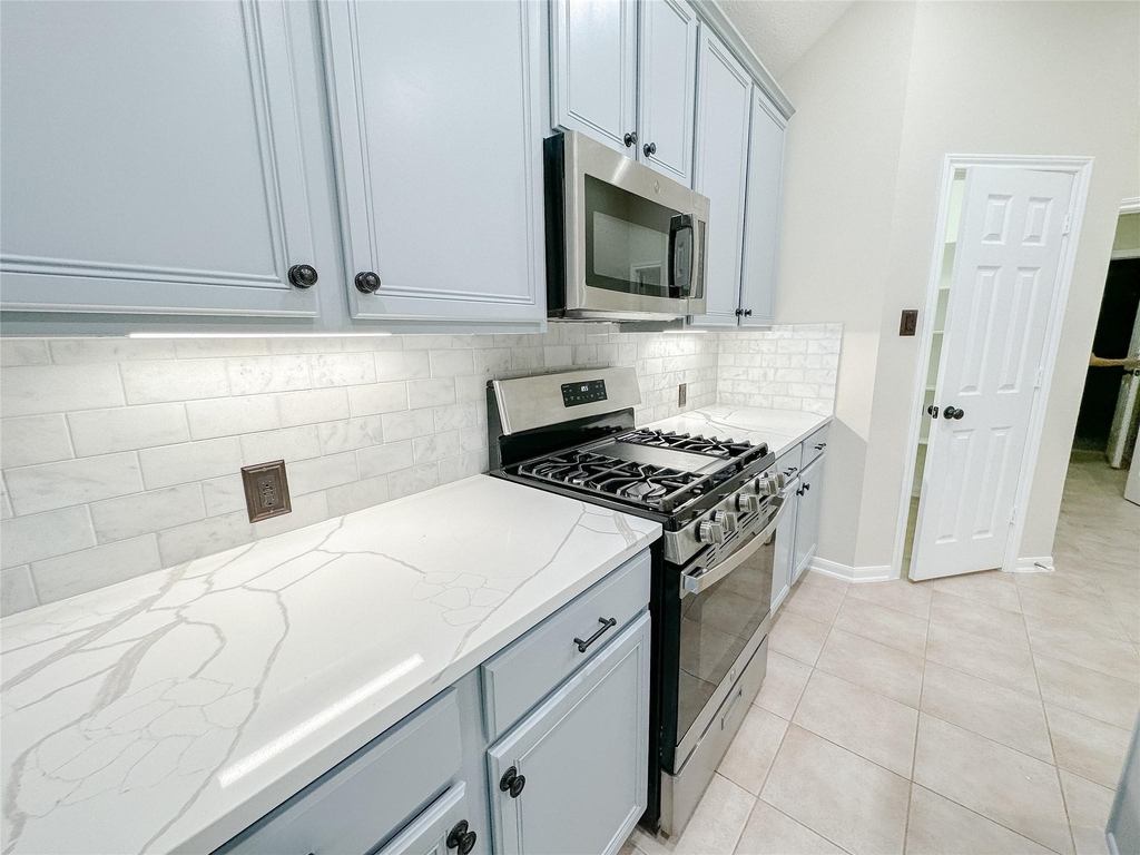 11922 Hueco Tanks Drive - Photo 31