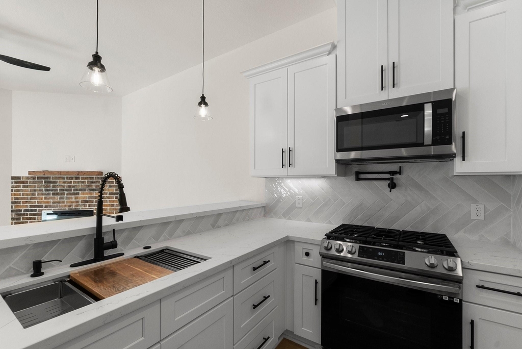 14822 Spica Court - Photo 13