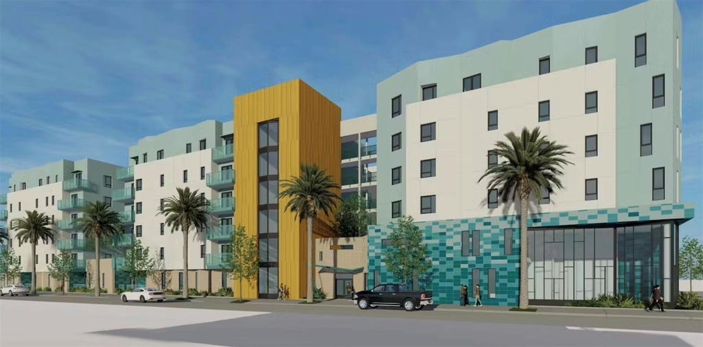 1400 Long Beach Boulevard - Photo 5