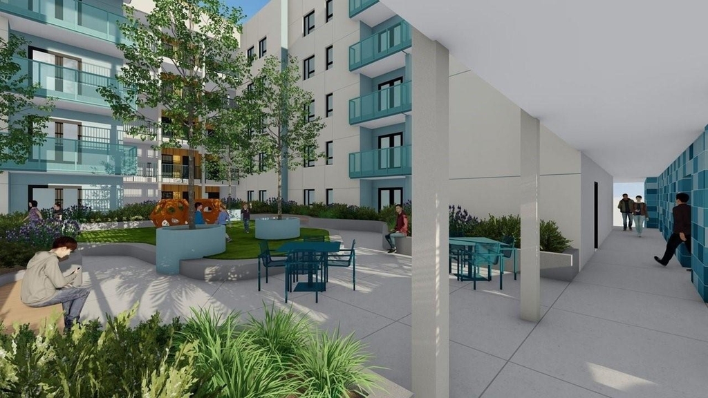 1400 Long Beach Boulevard - Photo 3