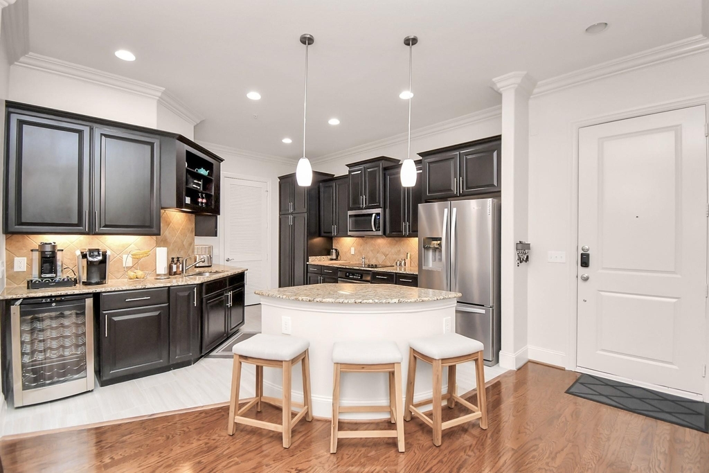 2120 Kipling Street - Photo 1