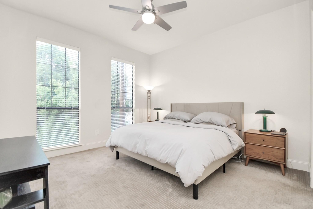 2120 Kipling Street - Photo 18