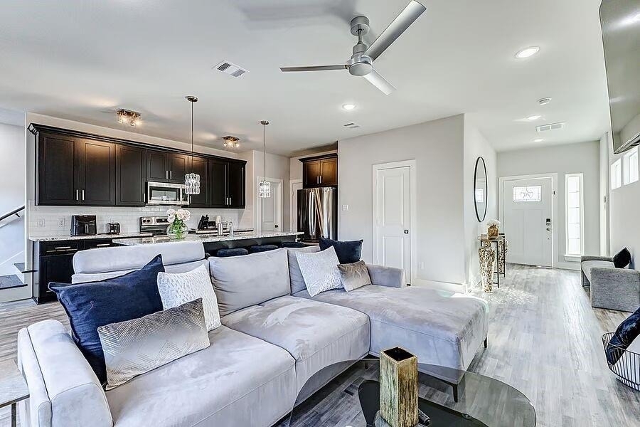 4677 Bellfort Street - Photo 3