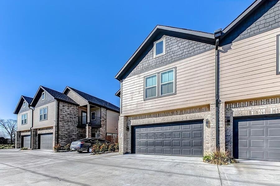 4677 Bellfort Street - Photo 2