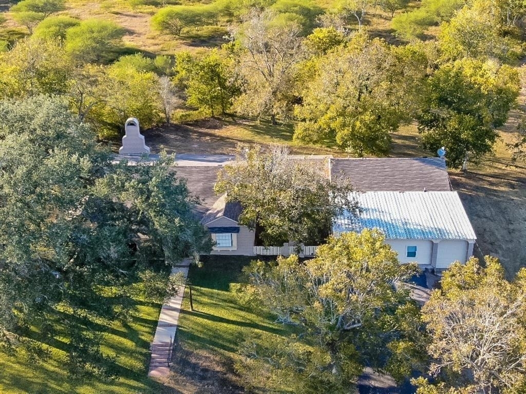 2248 Us Highway 77a S - Photo 4