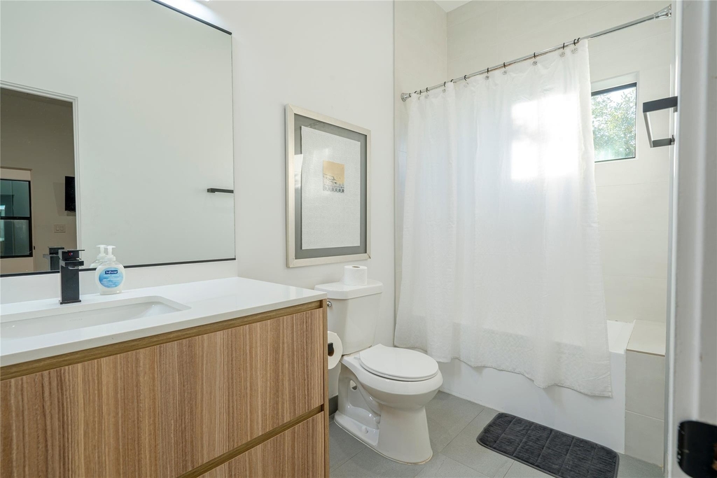 709 Memorial Heights Drive - Photo 34