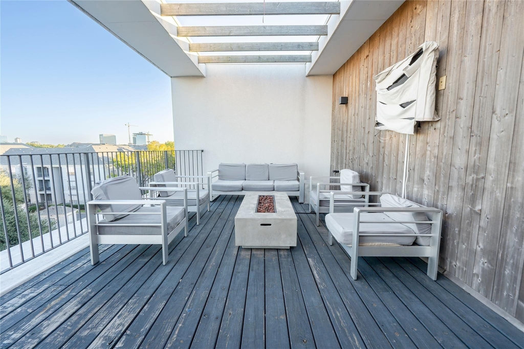 709 Memorial Heights Drive - Photo 45