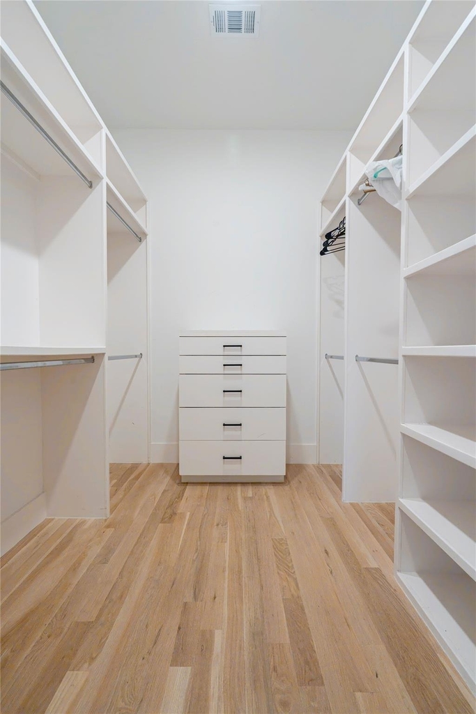 709 Memorial Heights Drive - Photo 32