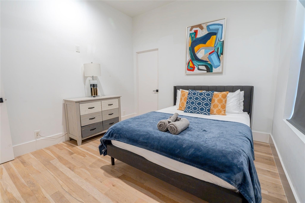 709 Memorial Heights Drive - Photo 36