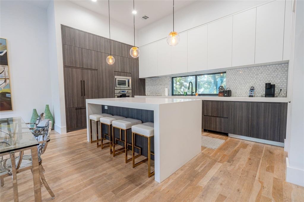 709 Memorial Heights Drive - Photo 16