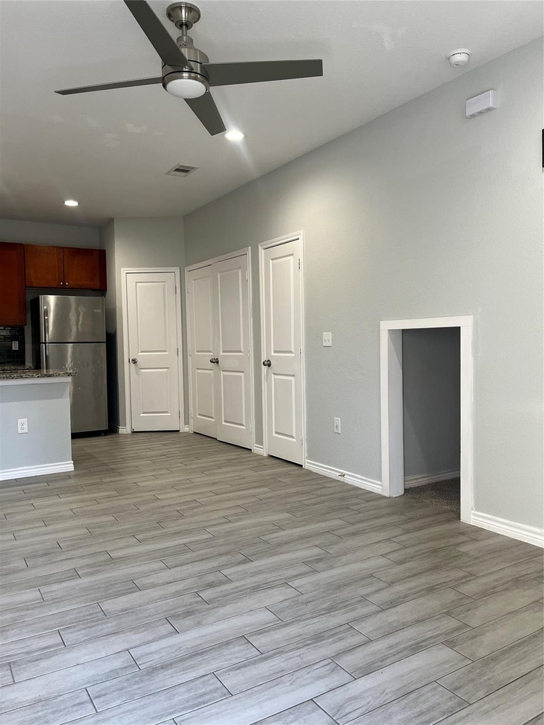 10978 Maywood Street - Photo 4