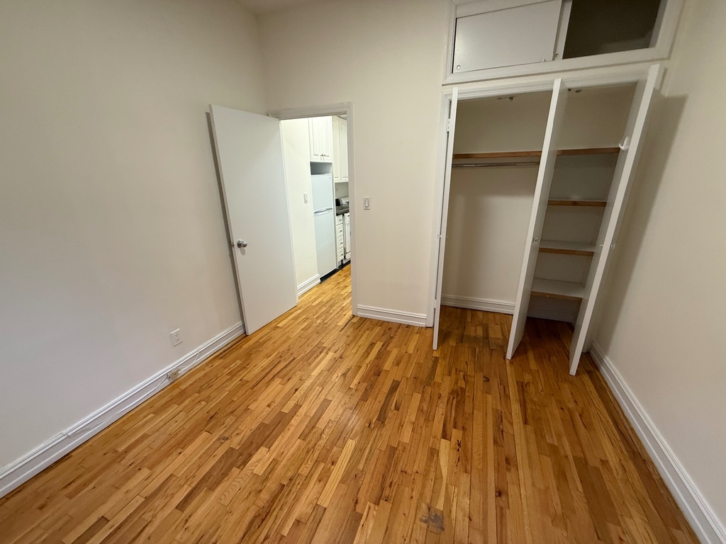 333 East 84th Street - Photo 4