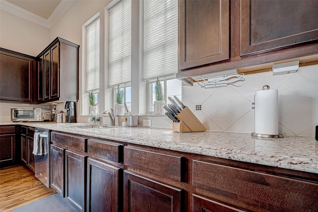 2524 Sherwin Street - Photo 29