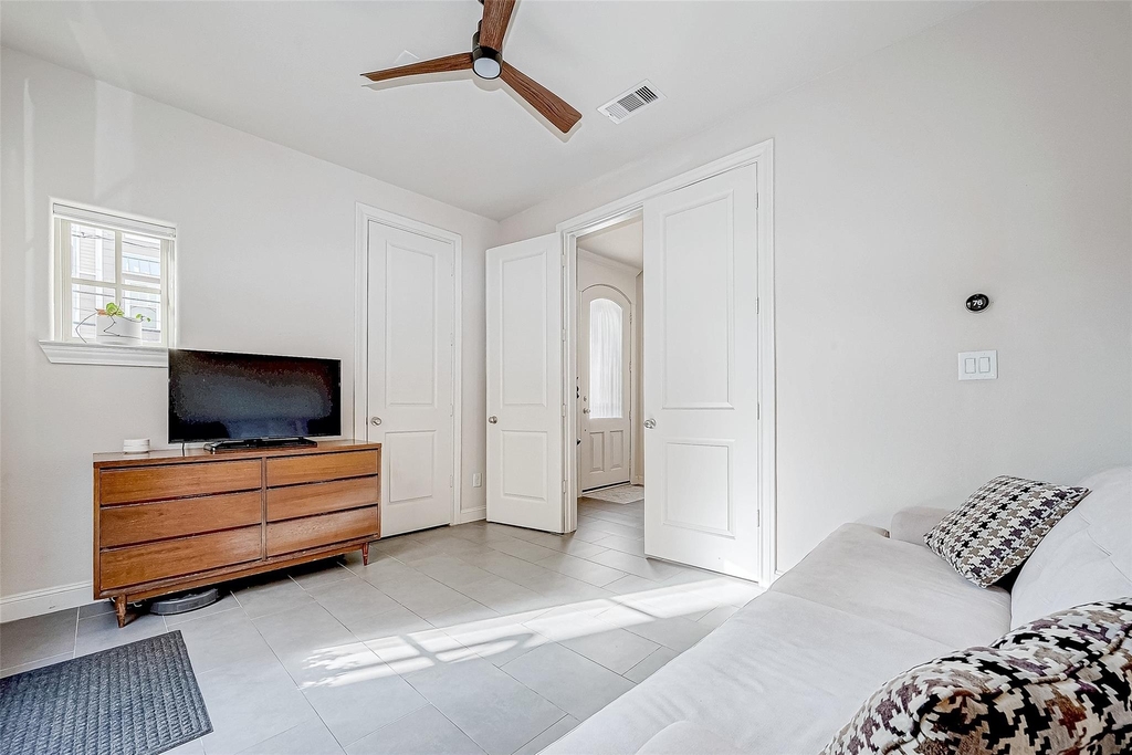 2524 Sherwin Street - Photo 7