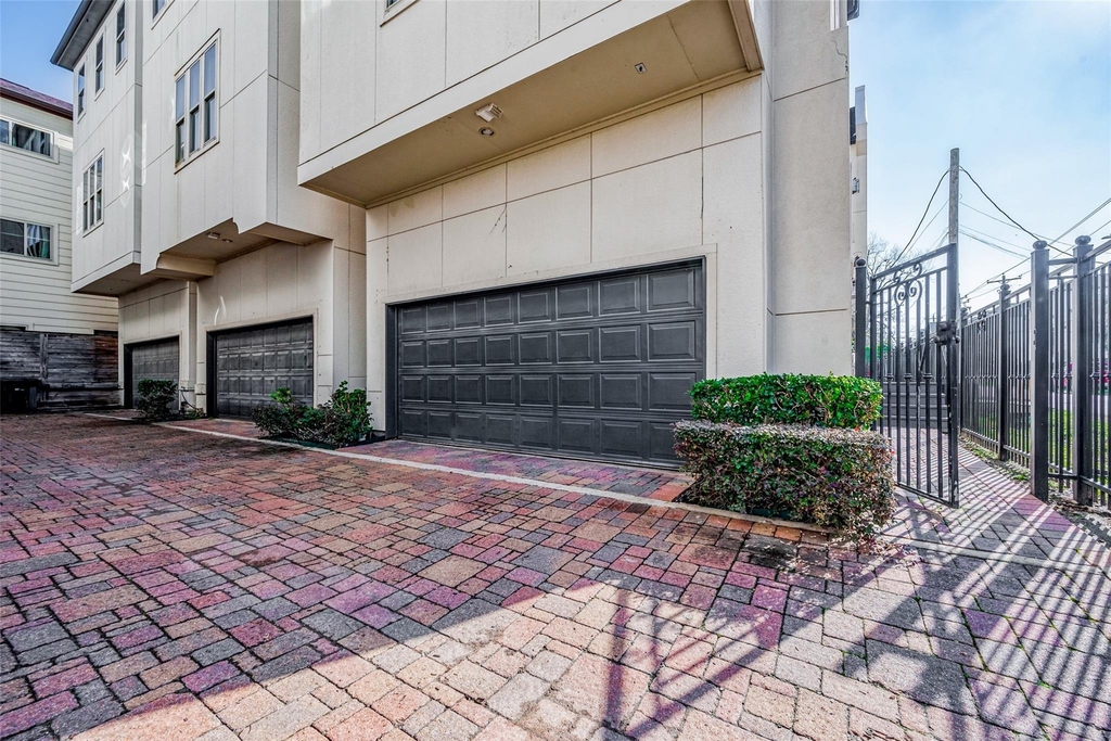2524 Sherwin Street - Photo 22