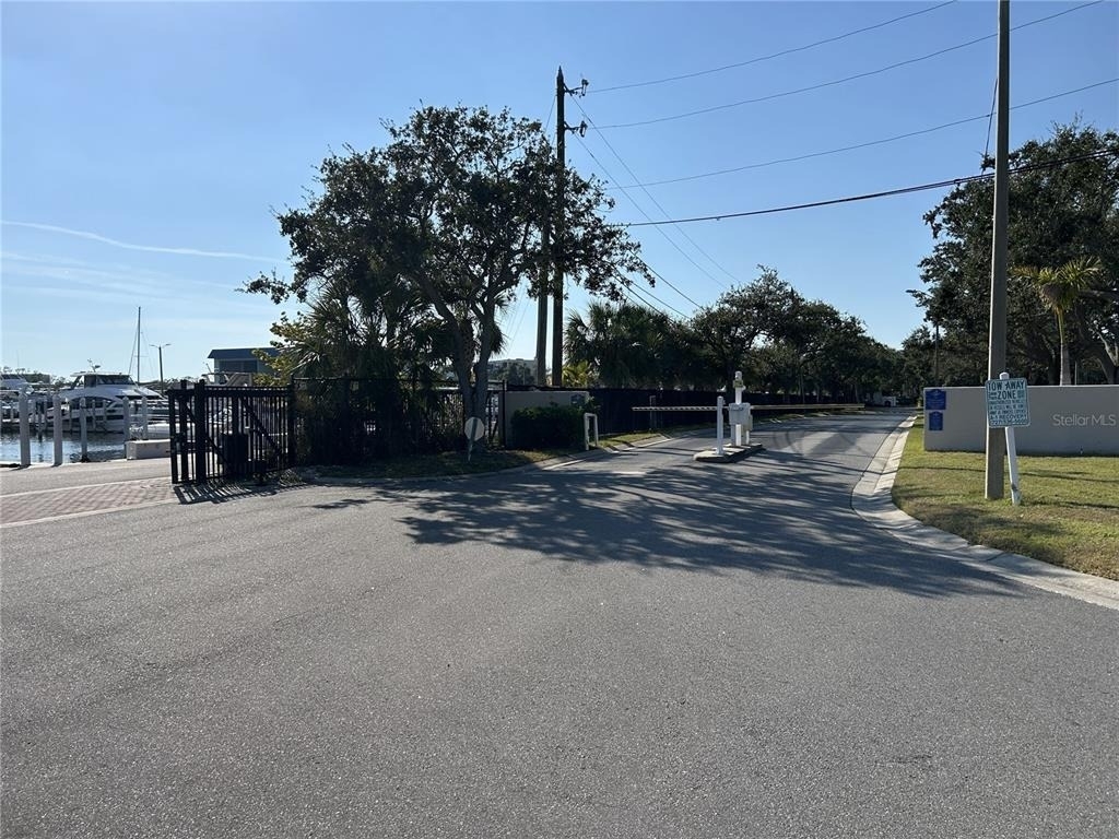 1316 Pasadena Avenue S - Photo 45