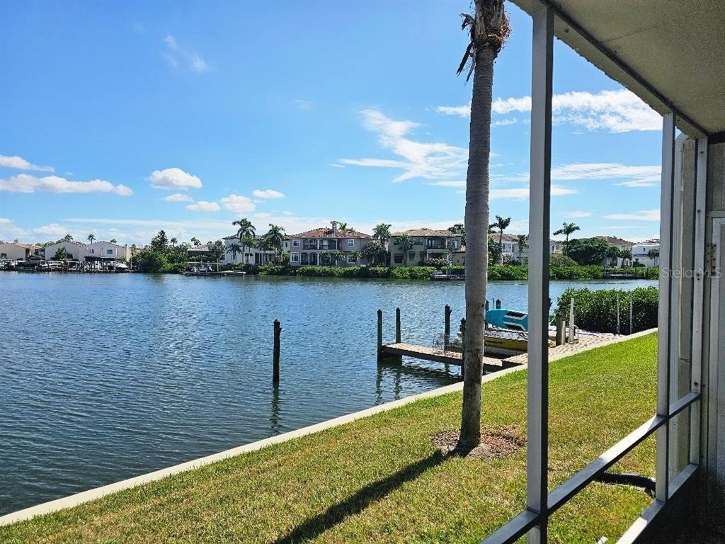 8822 Bay Pointe Drive - Photo 14