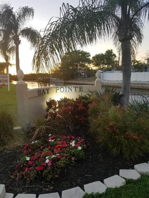 8822 Bay Pointe Drive - Photo 10