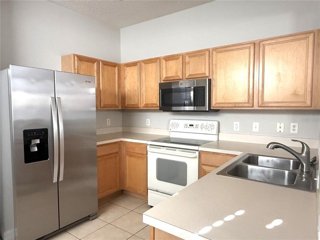 26627 Castleview Way - Photo 6