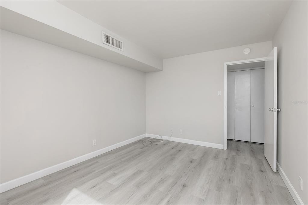 10355 Paradise Boulevard - Photo 32