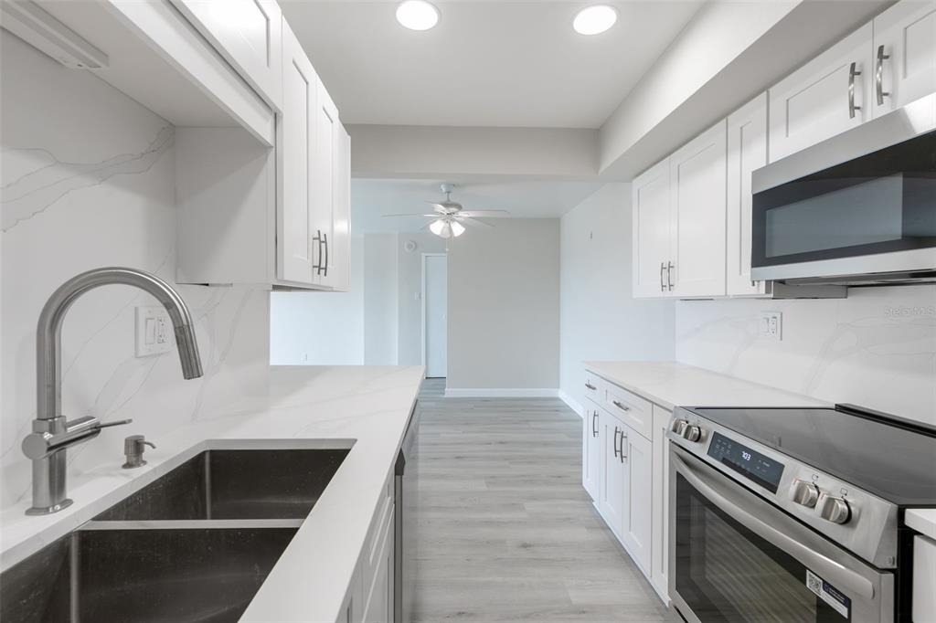 10355 Paradise Boulevard - Photo 25